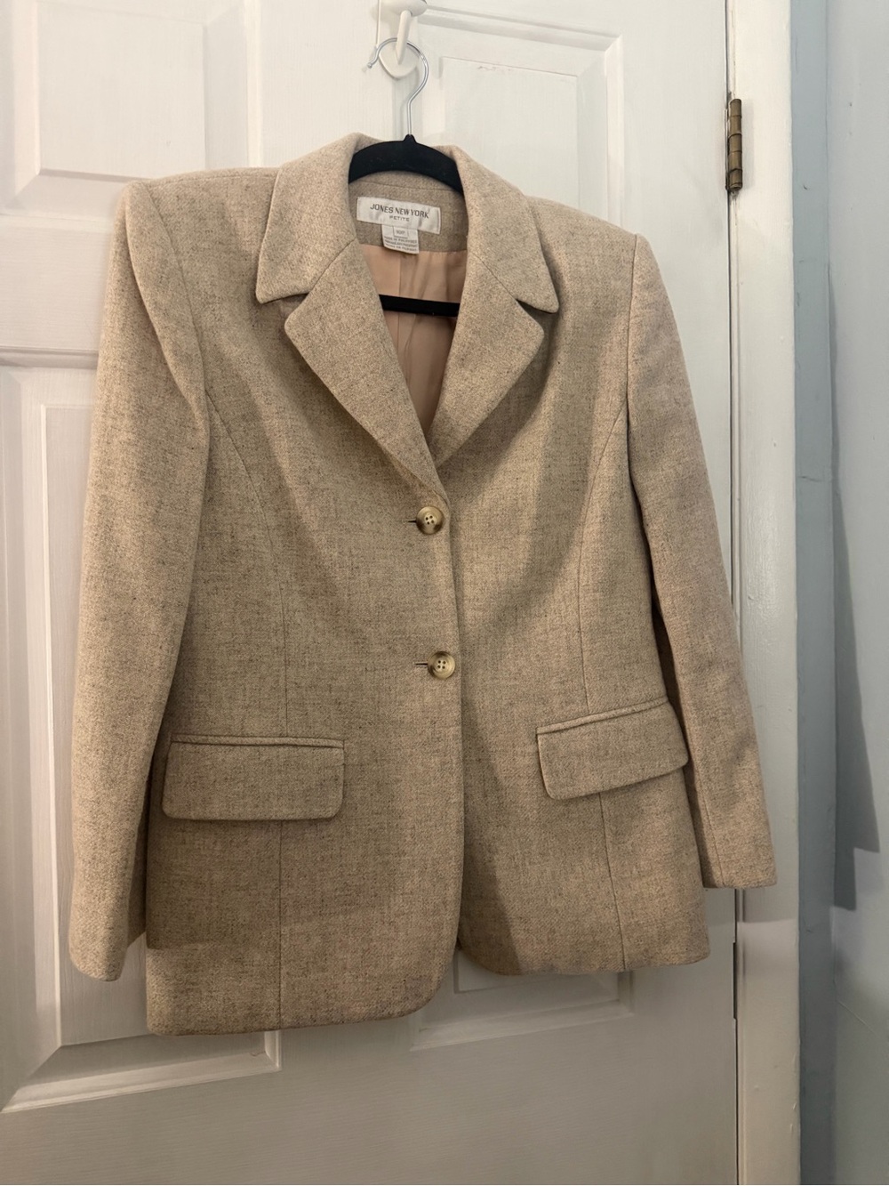 Vintage 90s Jones New York Petite Wool Blazer 10P Oatmeal Tan